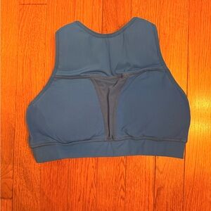 Chestee sports bra